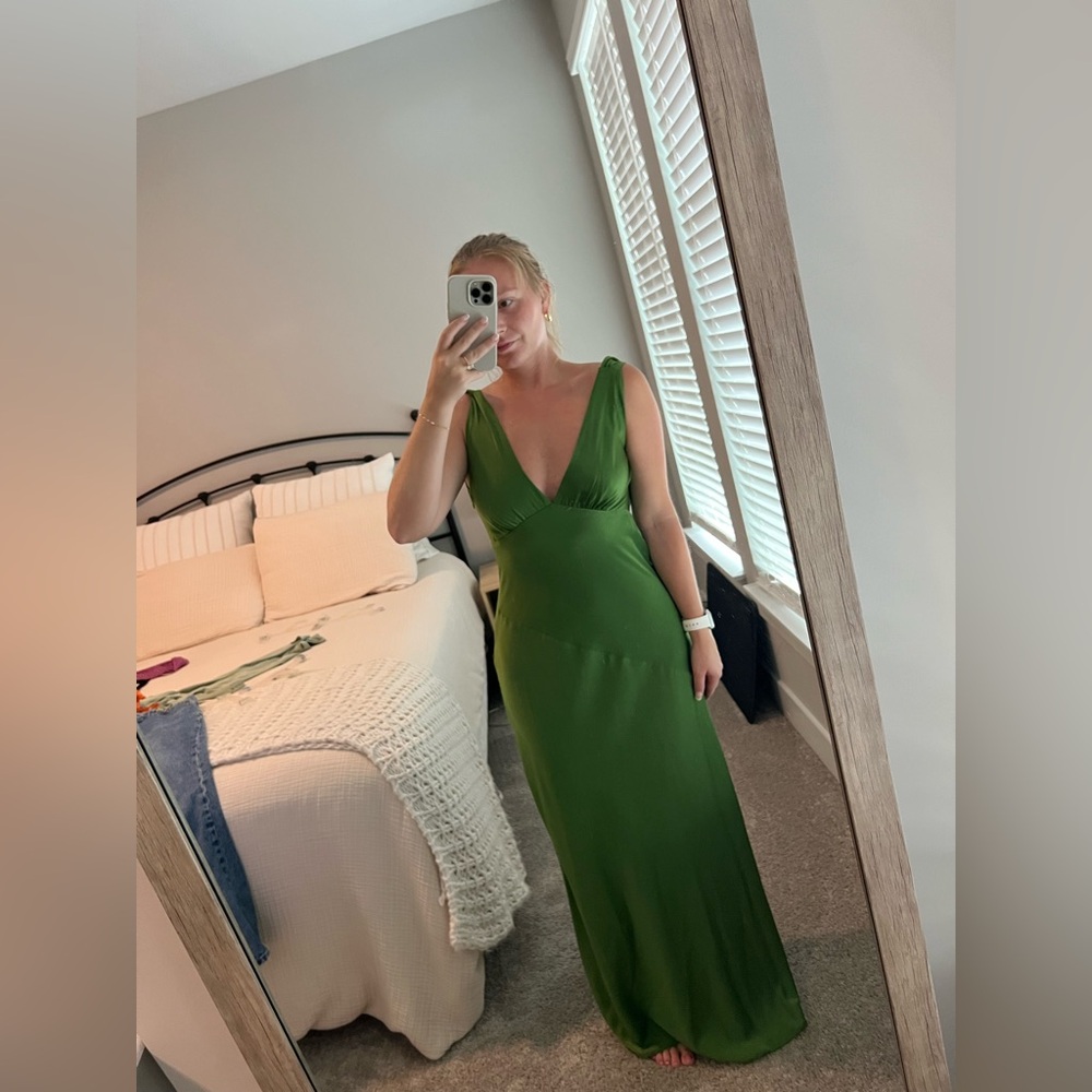 Meshki Green Backless Dress